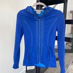 Athleta Zip front slim fit hoodie jacket with thumbholes